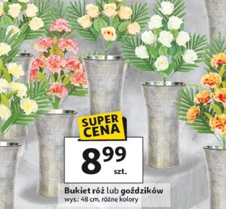 bukiet sztucznych kwiatów